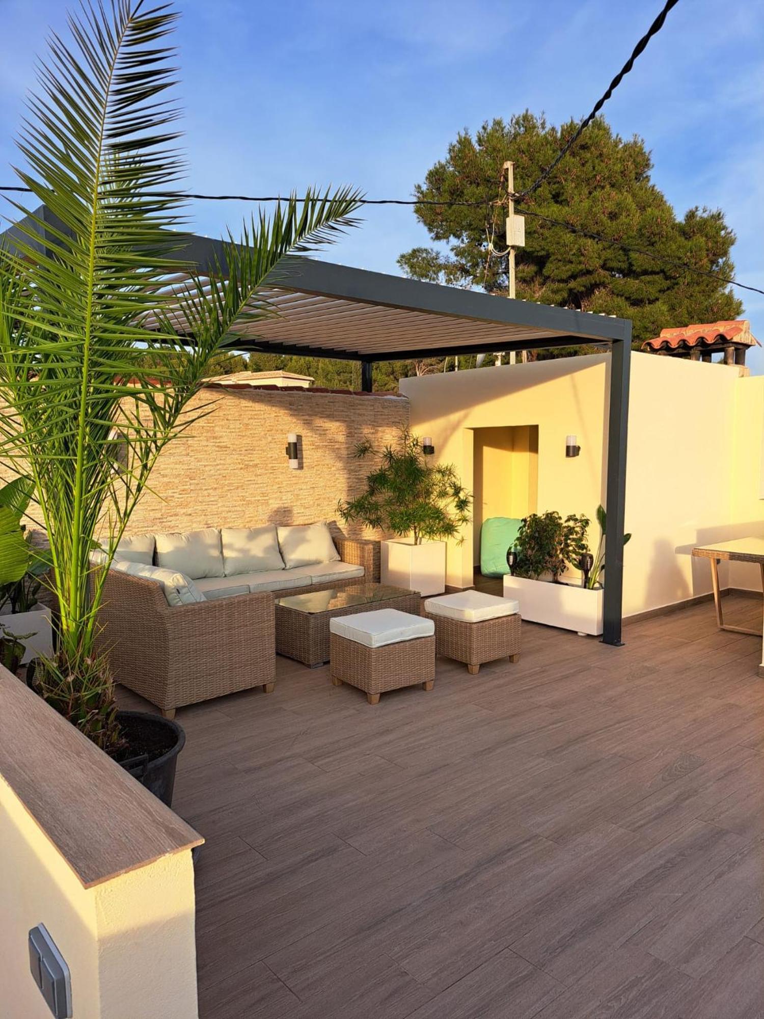 La Golondrina Villa Бениса Екстериор снимка