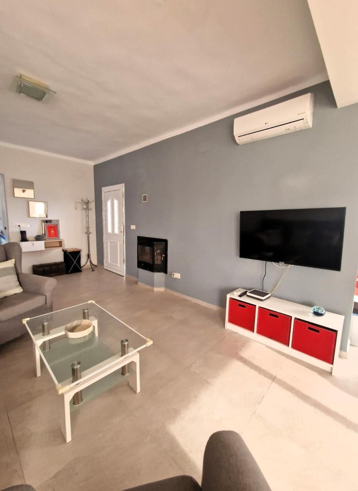 La Golondrina Villa Бениса Екстериор снимка