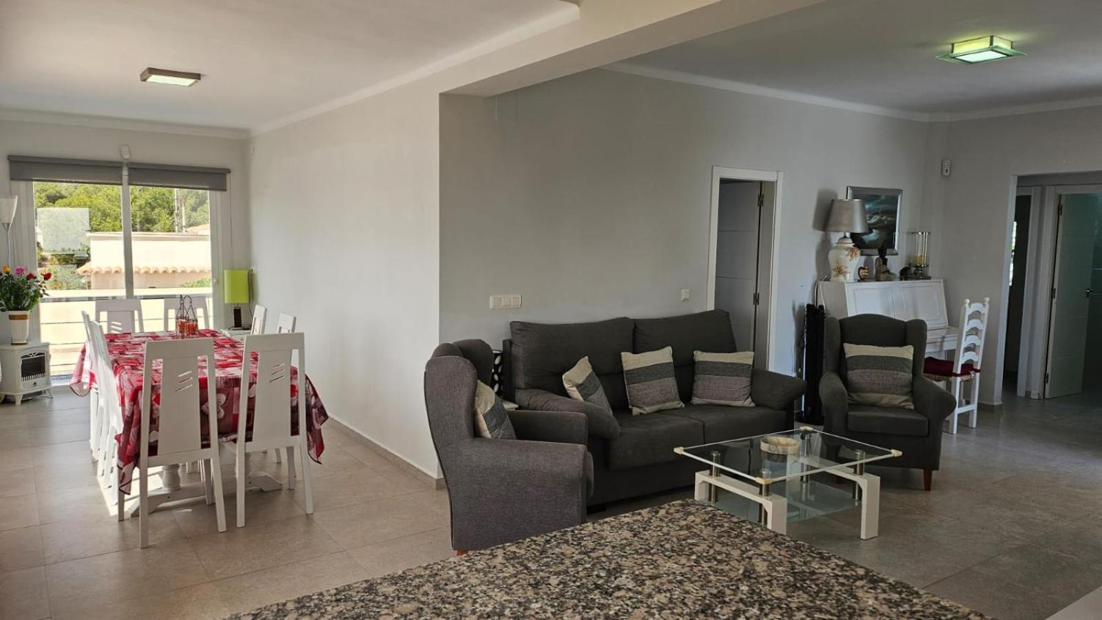 La Golondrina Villa Бениса Екстериор снимка